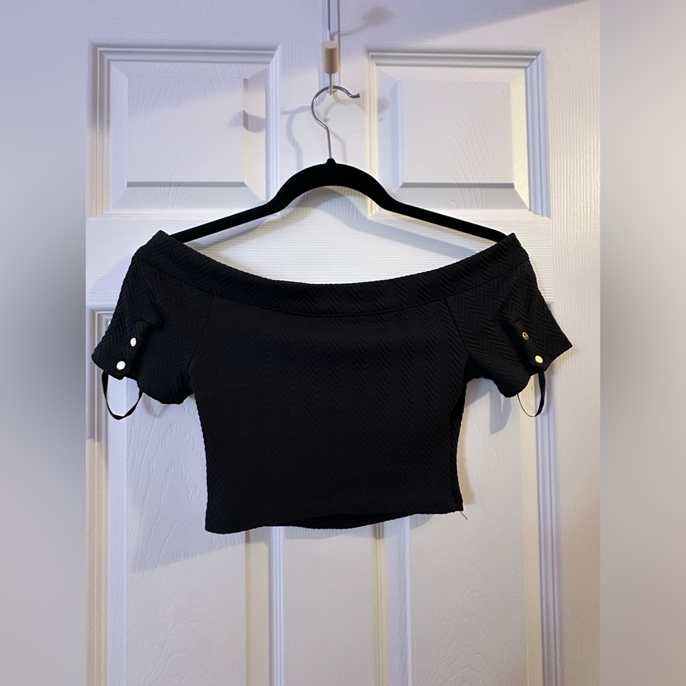 Bebe Off-Shoulder Crop Top Black/Gold Size XS - Brand New With Tag